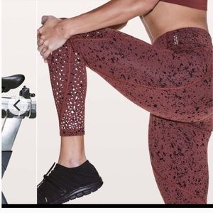 Lululemon To The Beat Reflective 24” Rare